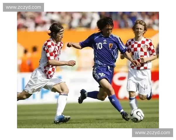 《回顾2010年世界杯精彩瞬间与历史意义：足球盛宴的热血与激情》