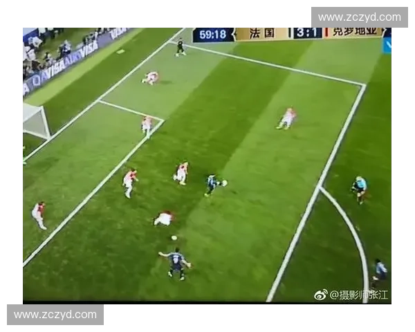 2018年俄罗斯世界杯决赛：法国逆袭克罗地亚夺冠时刻的背后故事